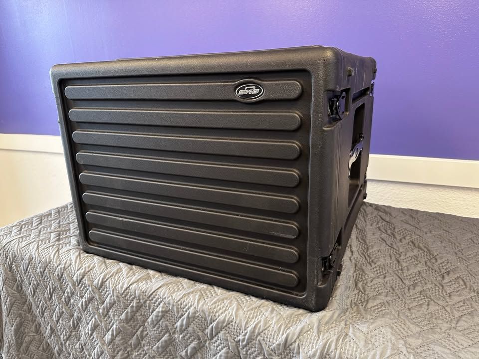 SKB 1SKB-R8U 8U Roto Rack Case