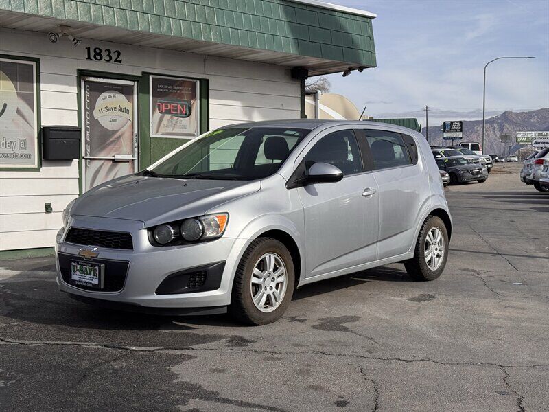 2016 CHEVROLET SONIC LT Auto