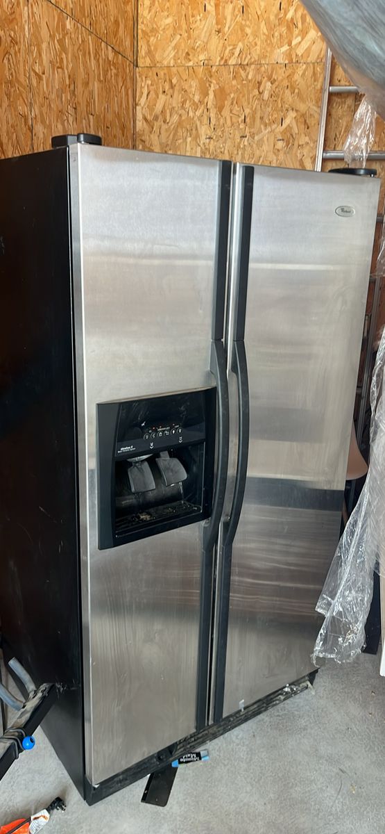 Whirlpool Stainless Steel Side-by-Side Refrigerator with Ice & Water Dispenser