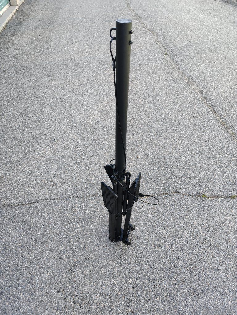 Main image 6