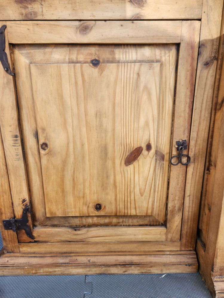 Main image 3