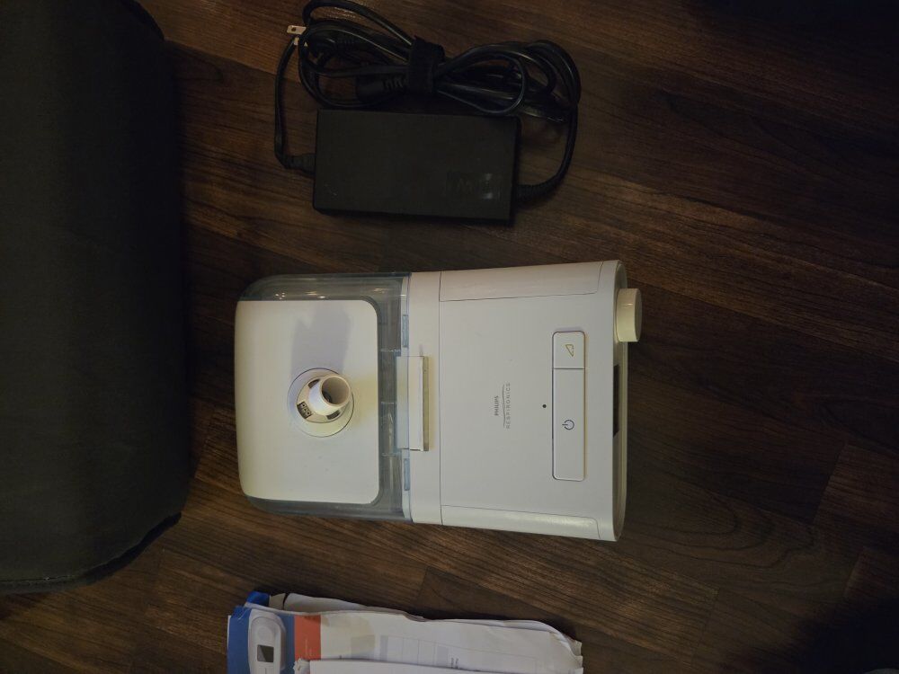 DreamStation auto CPAP machine