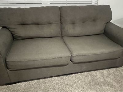 Couch set