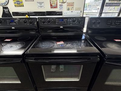 GOOD CONDITION WHIRLPOOL GLASS TOP RANGE