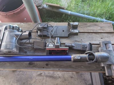 Dyson DC44 With powered head unit (no battery)