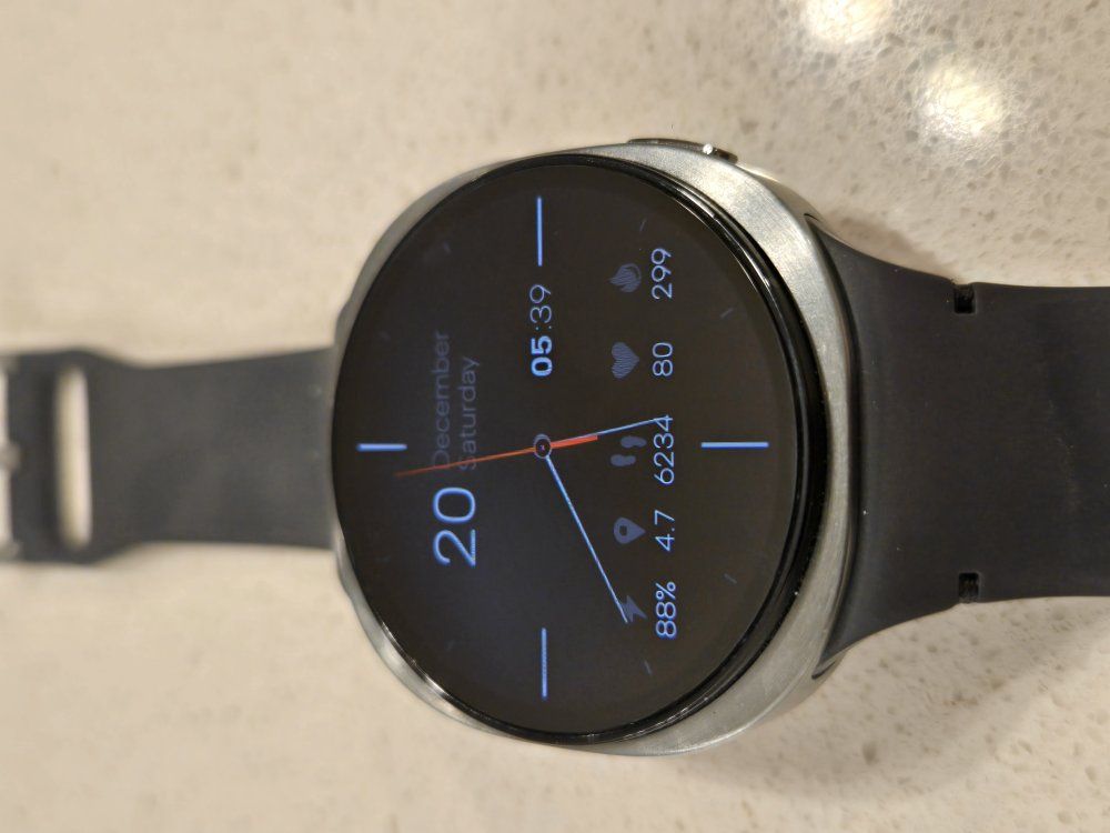 Samsung Watch 8 (44mm) | $200