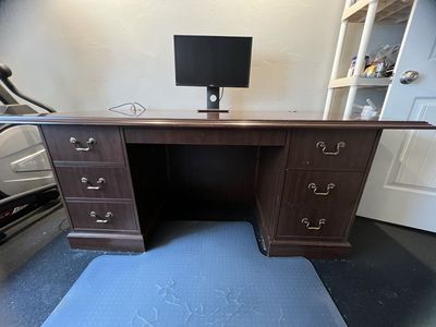 Office/Study Desk & Chair