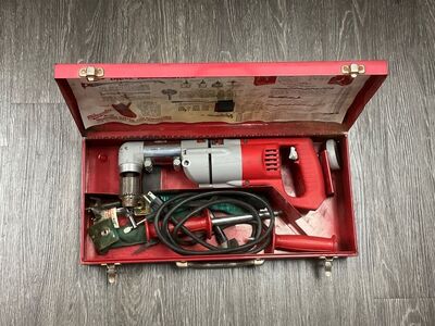 MILWAUKEE HEAVY DUTY CORDED RIGHT ANGLE DRILL