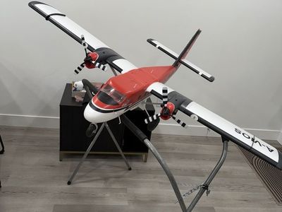 Avios Twin Otter BNF + 2 4s batteries