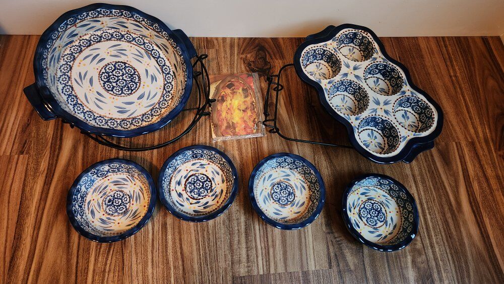 Temp-tations 8 piece Baking set