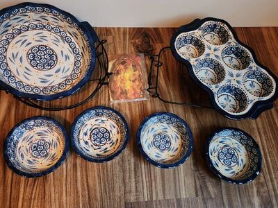 Temp-tations 8 piece Baking set