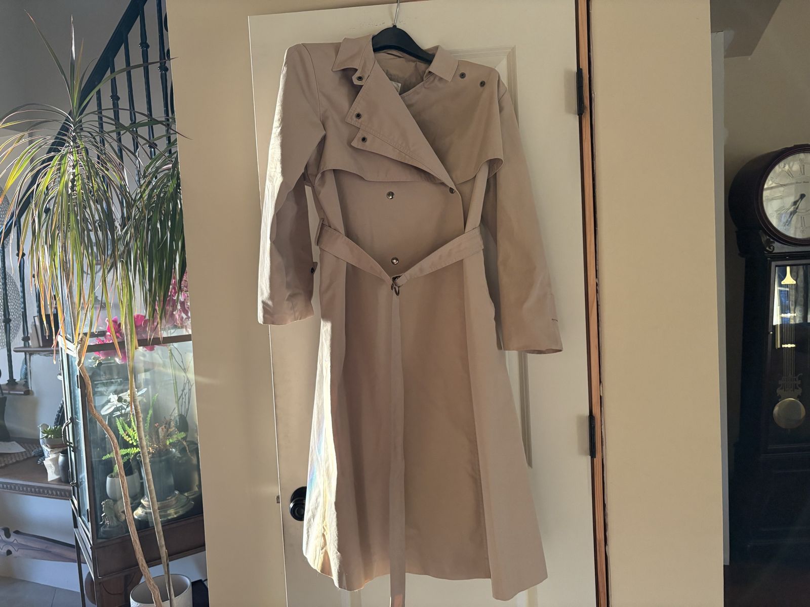 Vintage Classic Beige Belted Trench Coat Sz 12