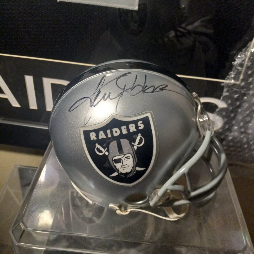 autograph mini helmet