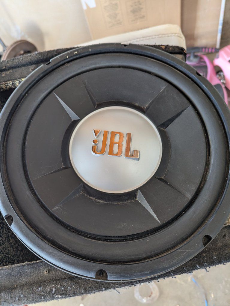12" JBL sub