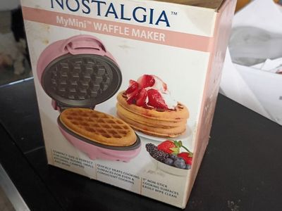 Mini Waffle Maker