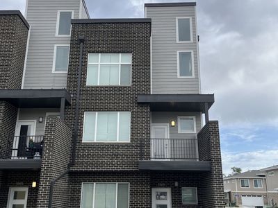 Looking for quality female roommate