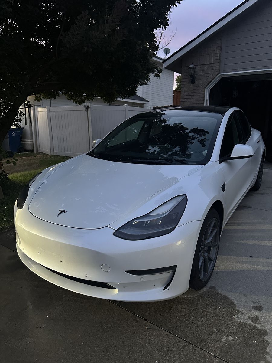 2022 Tesla Model 3 Base