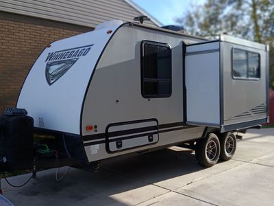 2020 winnebago trailer