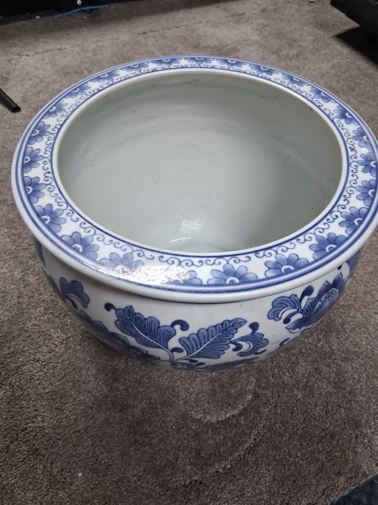 Main image 2