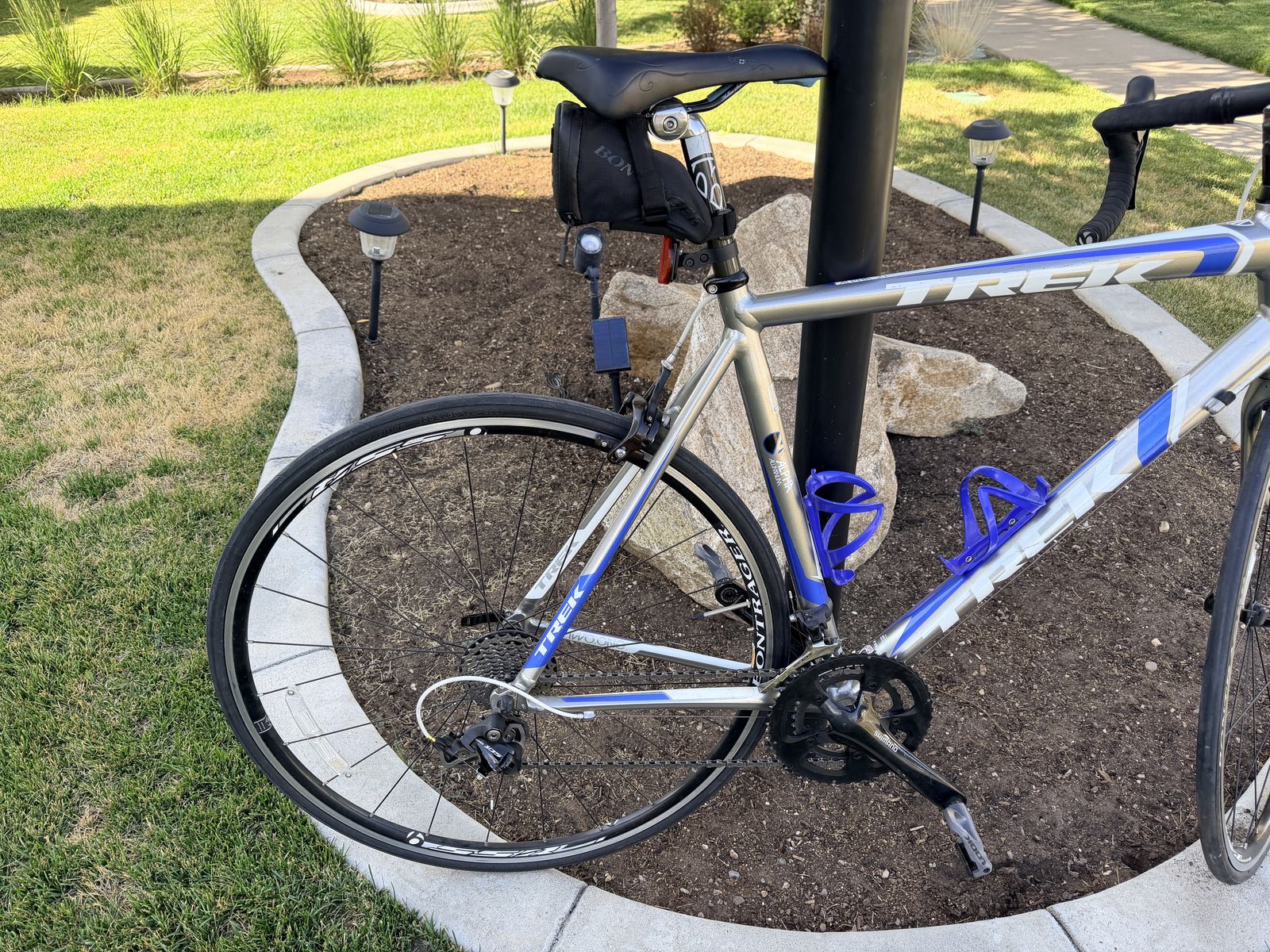 2011 Trek 2.1 Alpha Road Bike (58cm) - Shimano 105 - Fully Loaded Ready-to-Ride Kit