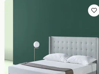 Brand new queen size Zinus bed