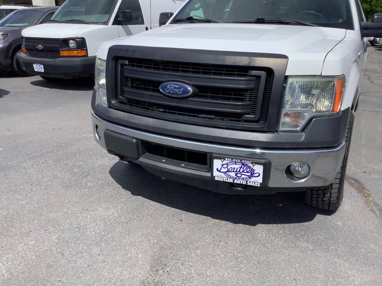 Main image 3