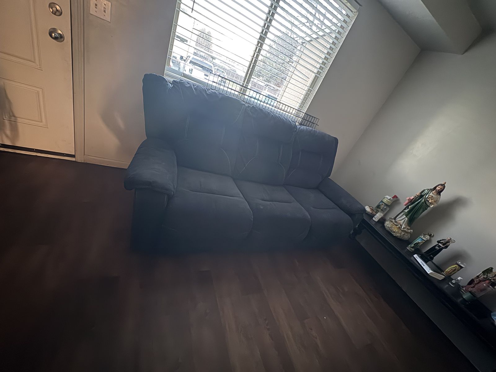 Reclynable couches