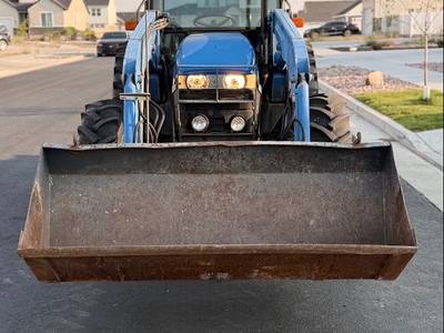 New Holland TN75S