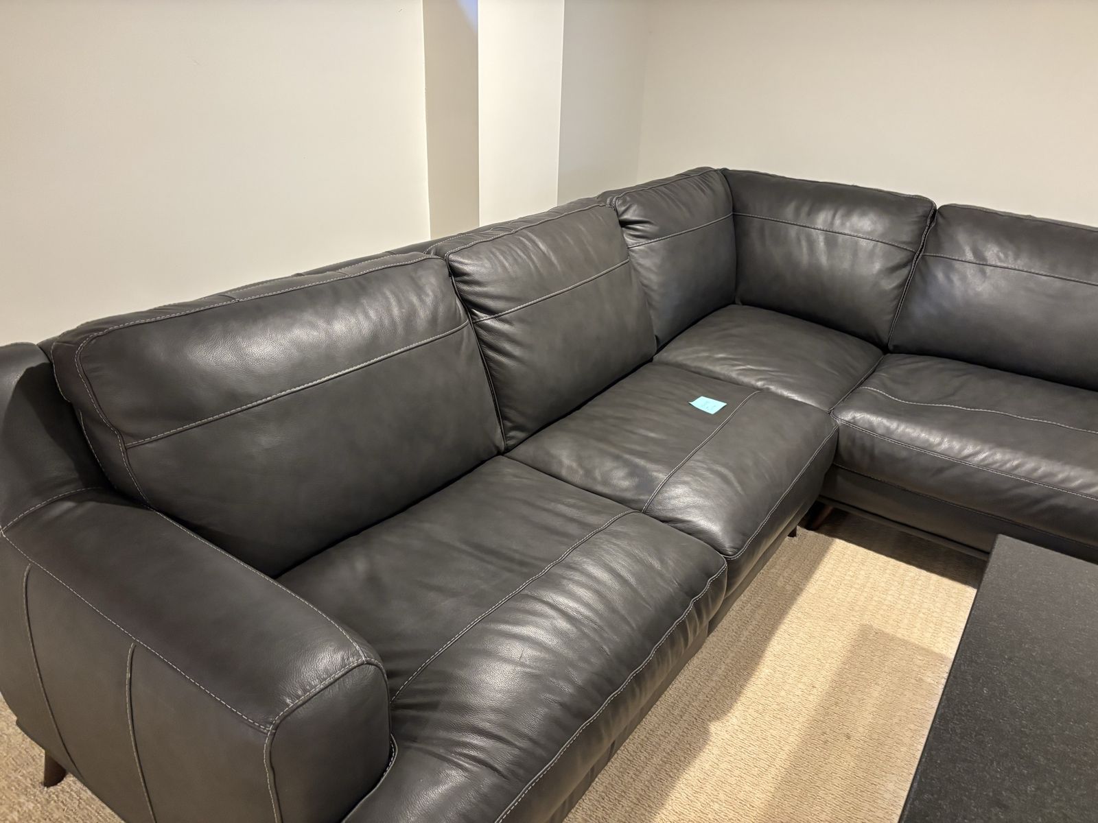 Sectional Couch: L-Shaped