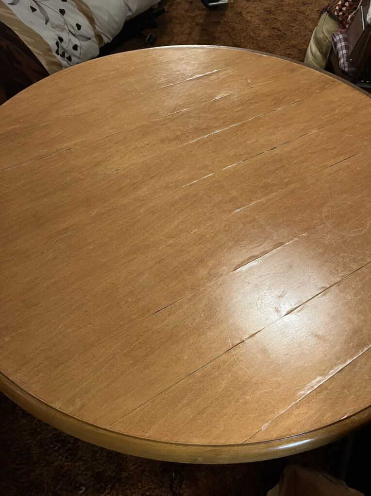 42” Round Wooden Table – 4 SOLID chairs