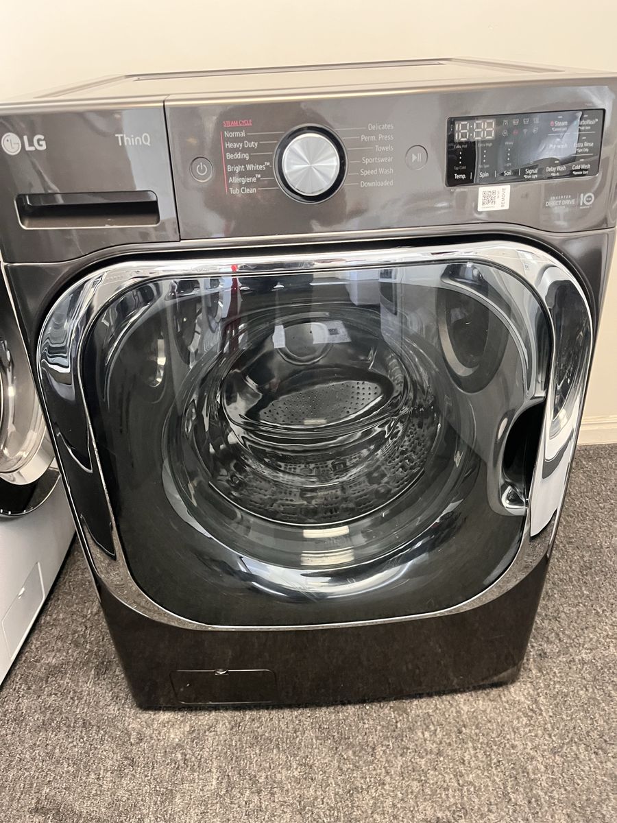 Brand new Lg thinQ mega capacity washing machine