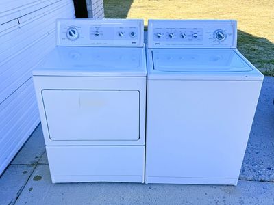 Kenmore Washer And Electric Dyer Set