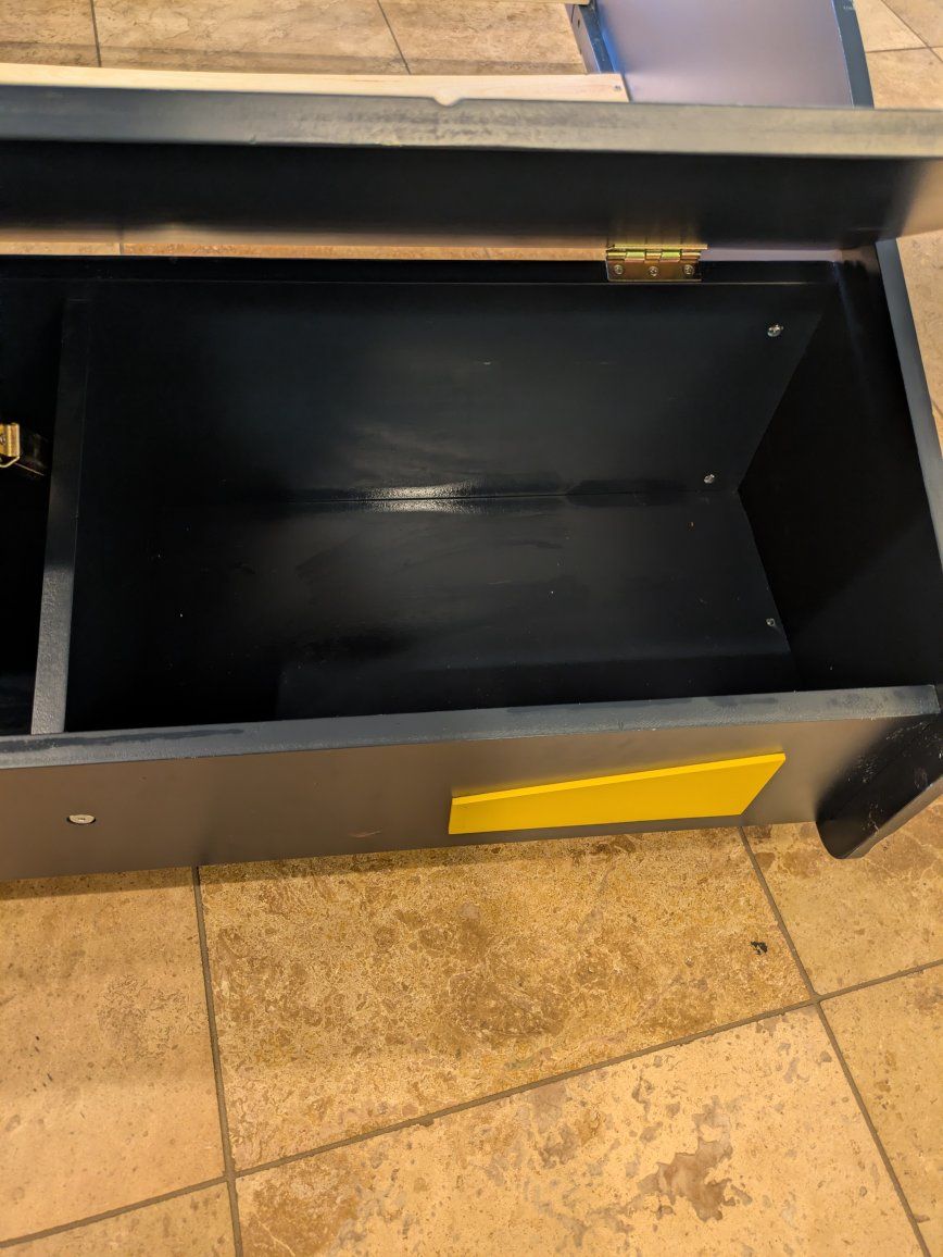 Main image 5