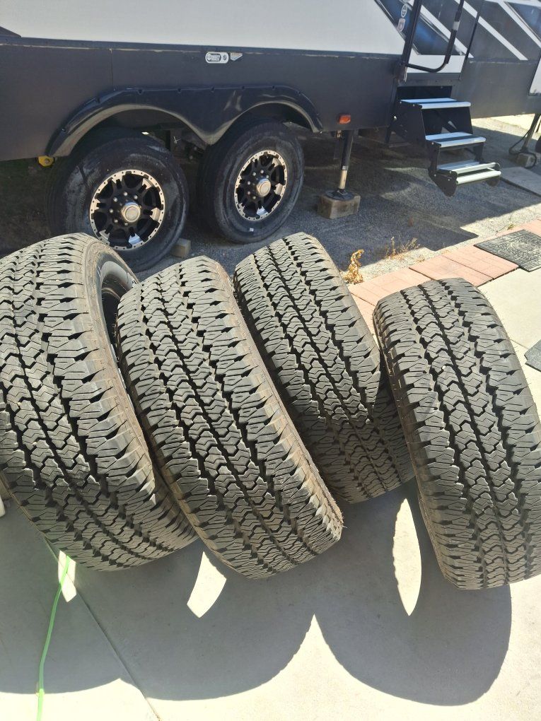 Trucks tires like new