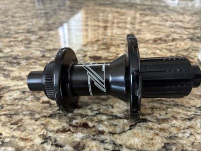Giant SLR1 Rear Hub, 11-Speed Road Bike