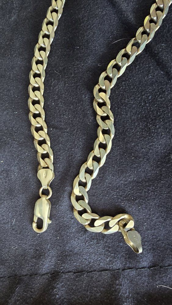 Main image 5