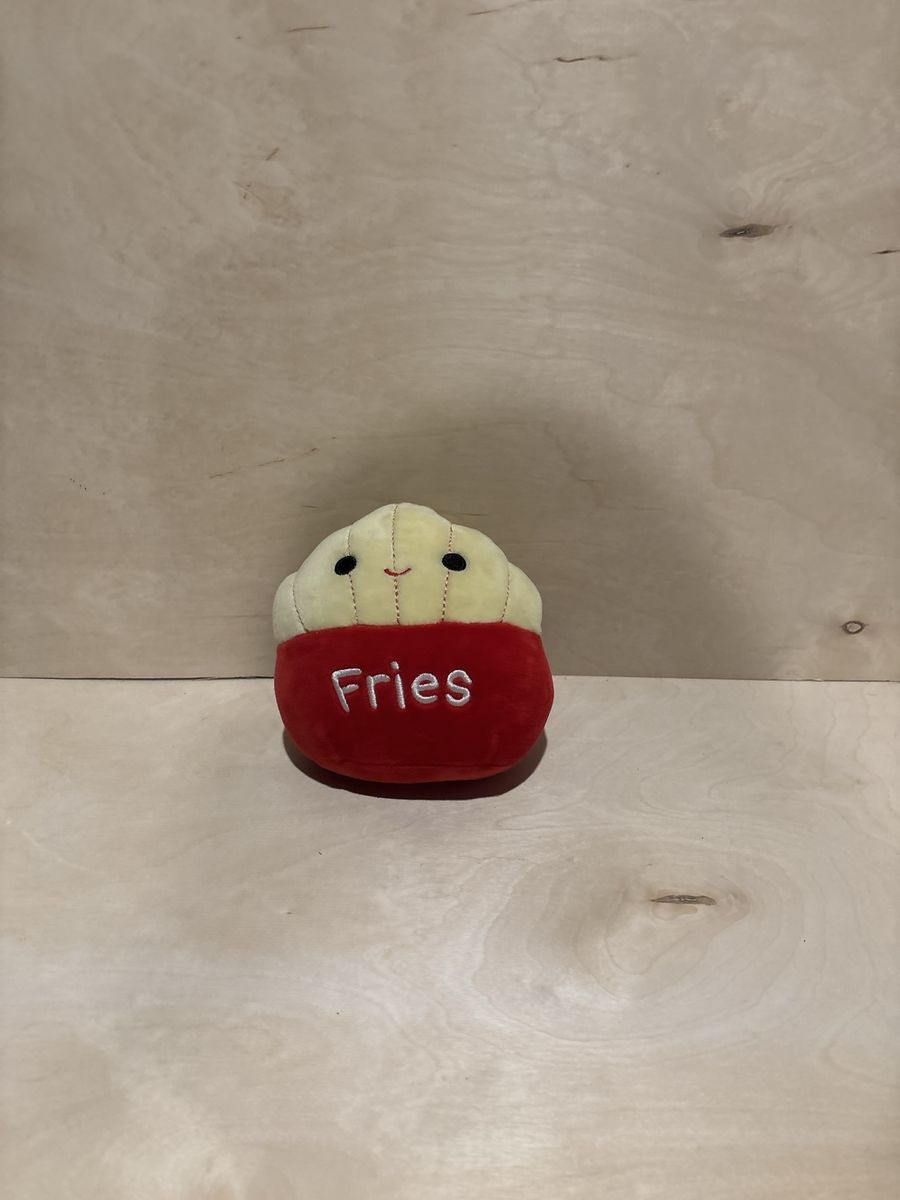 Cute "Fries" Plush Toy - Adorable Stuffed Animal Collectible