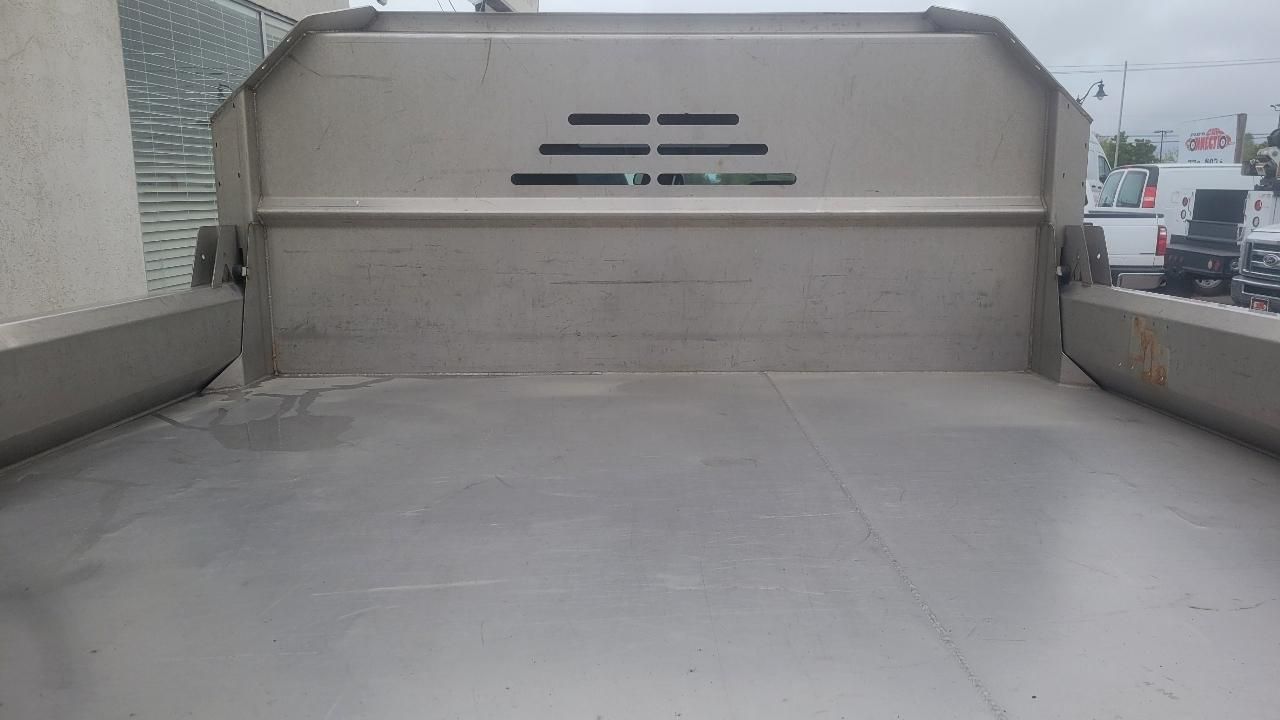 Main image 9