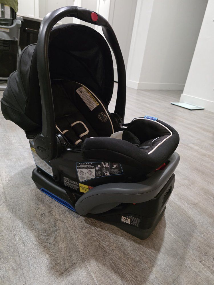 Graco Baby/Child car seat. Great condition