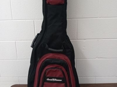Road Runner Deluxe Acoustic Guitar Gig Bag