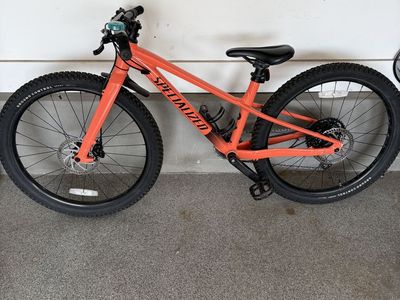 Specialized Riprock 24 kids Mtn bike