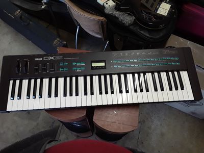 Yamaha DX21 Programmable Algorithm Synthesizer 1985 - Black