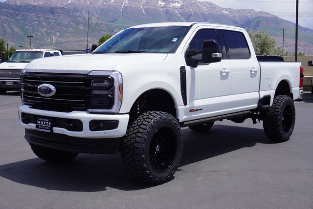 2025 Ford F-350 Super Duty Platinum