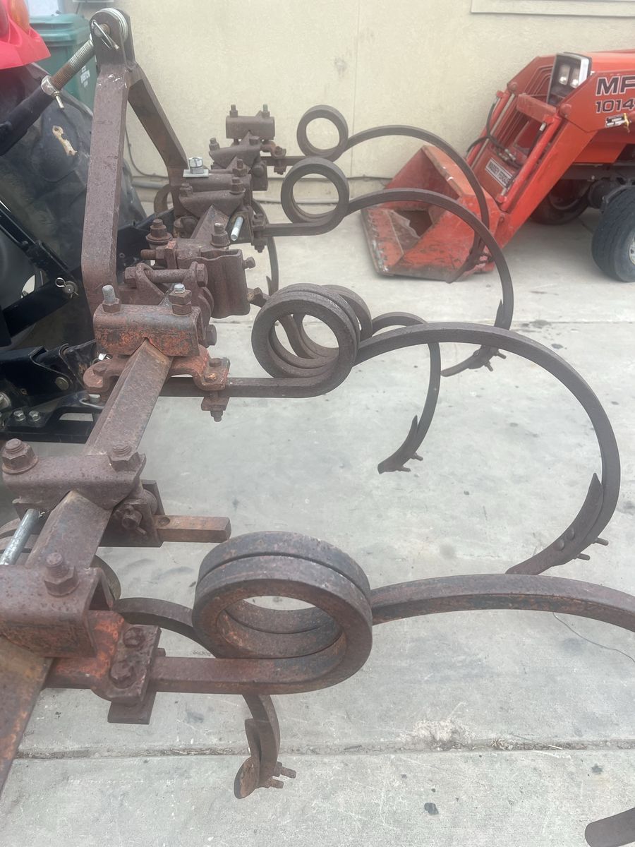 8’ cultivator 