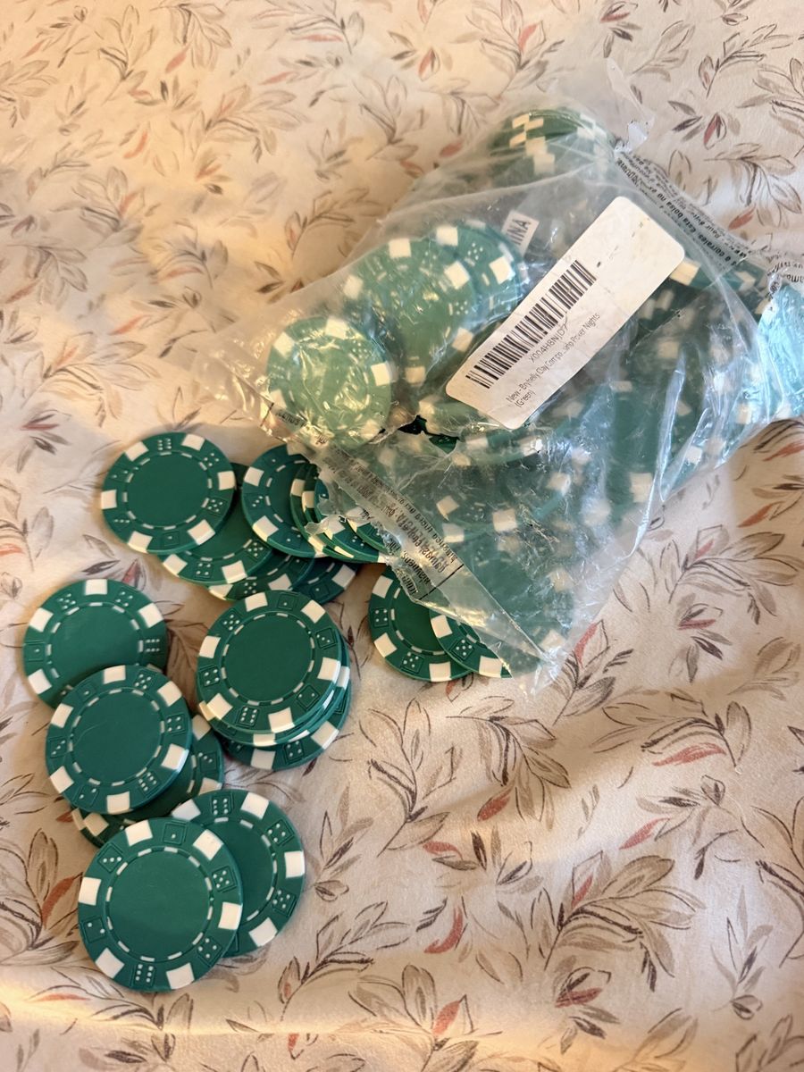 New. 100 Green Clay Composite Poker Chips Bulk Set