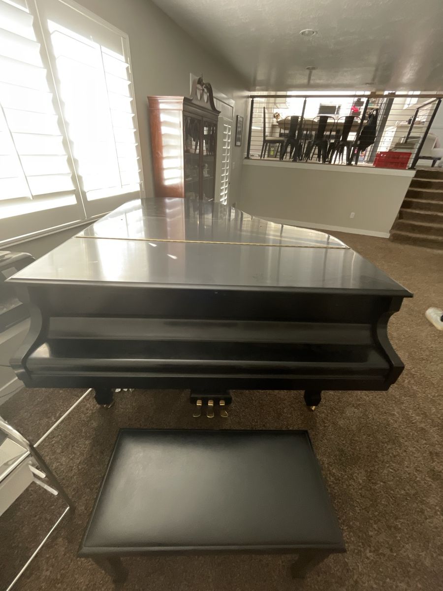 Samik 6'1 Grand PIano