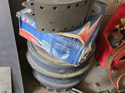 4719 drums and shoes