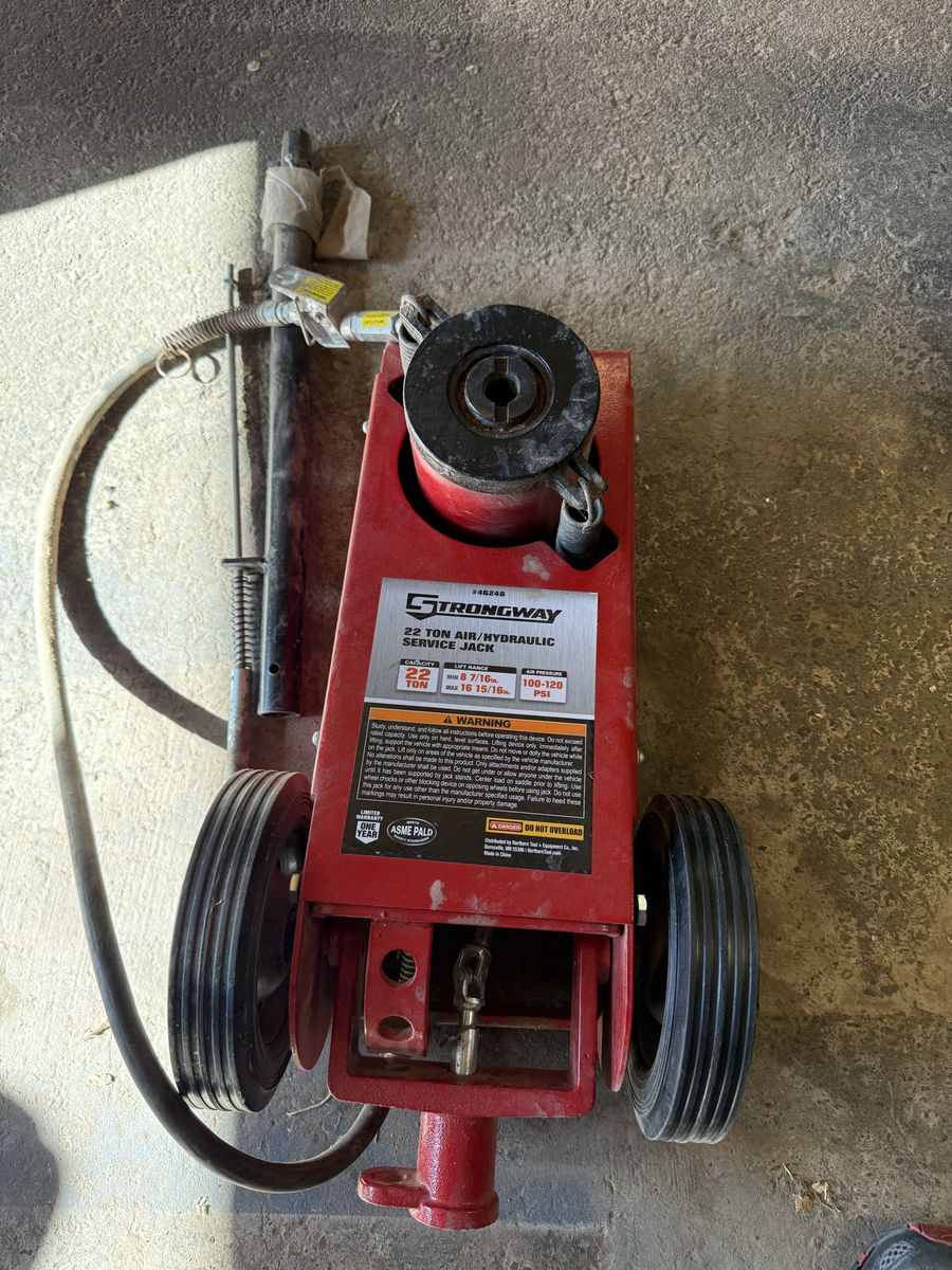 22 ton service Jack