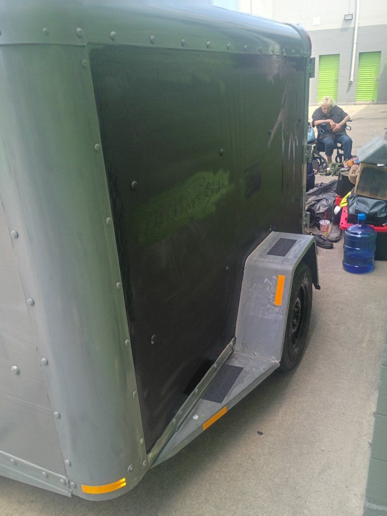 Main image 3
