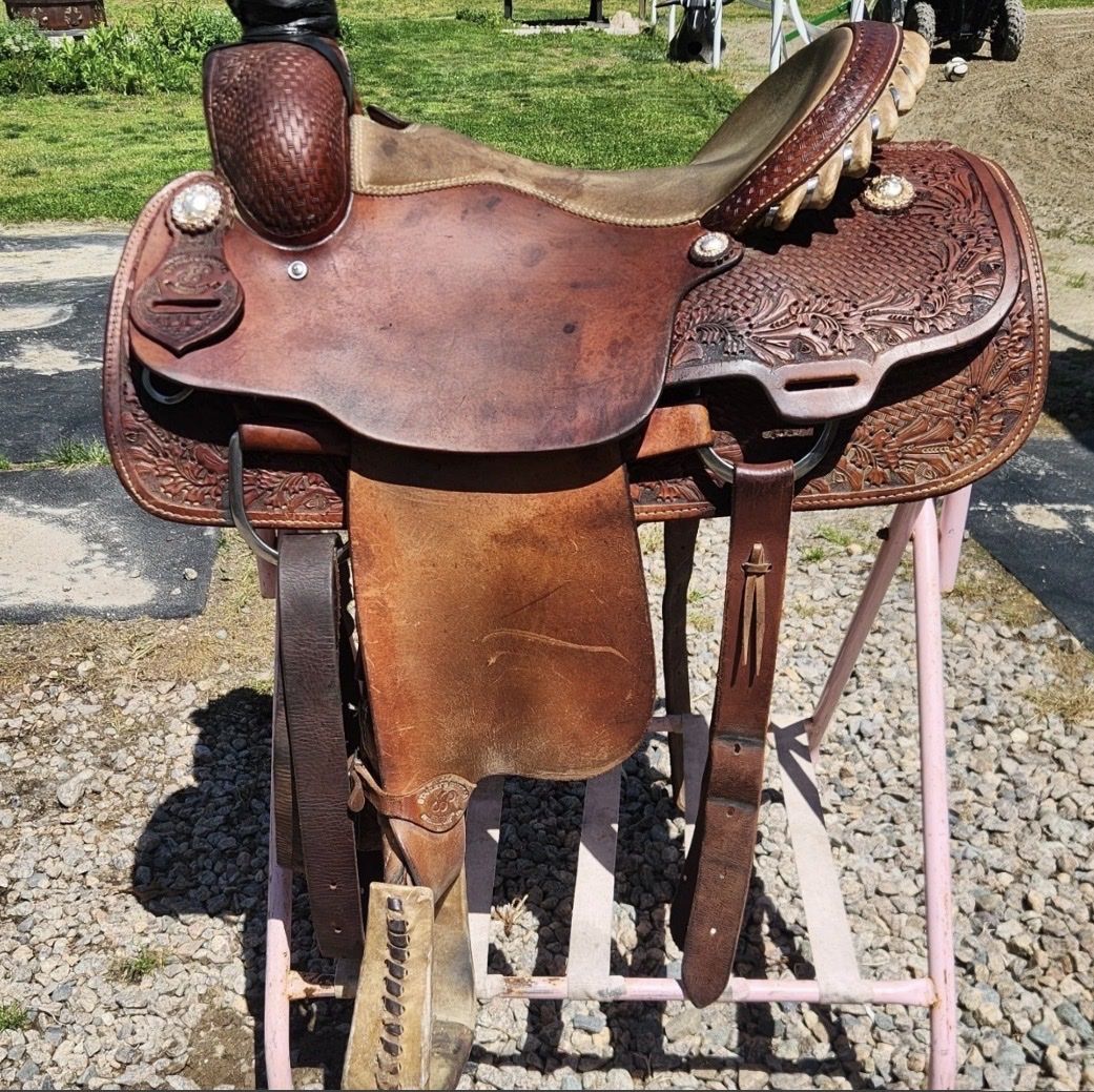 Main image 2